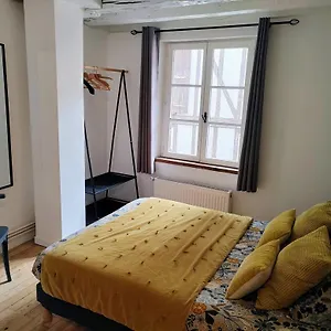 Apartment La Petite Beauvaisienne France